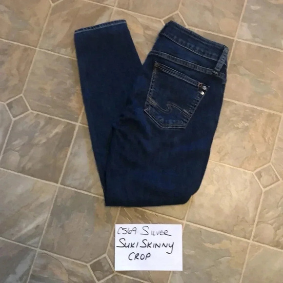 Silver Suki skinny crop jeans - Picture 6 of 8